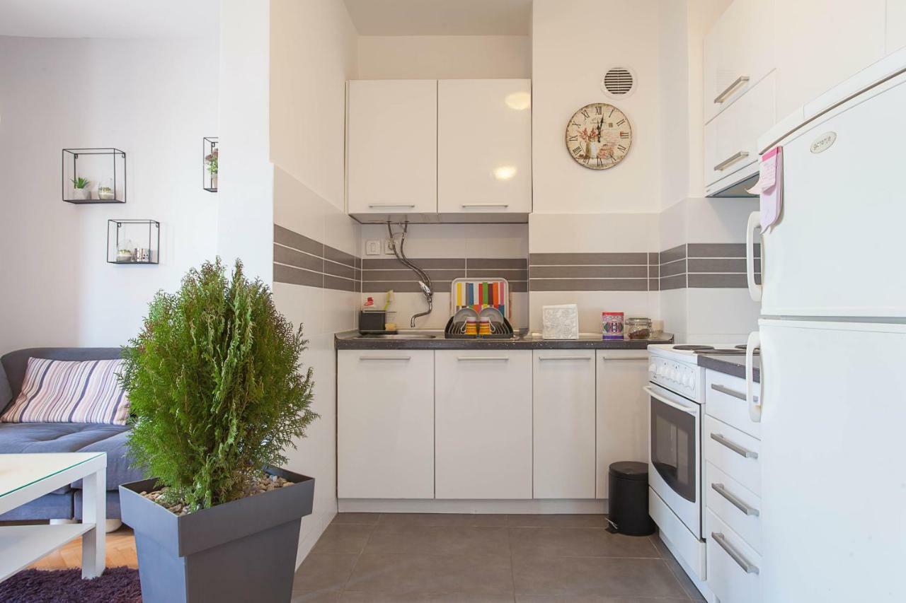 Violet Apartment Σκόπια Εξωτερικό φωτογραφία